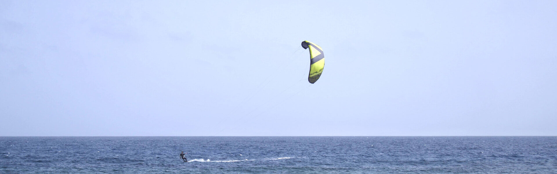 BIG Lightwind Kite Banner - SPLEENE Kiteboarding